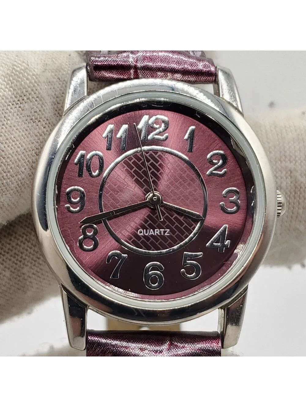 Purple Quartz Womens Watch 30mm Silver Tone Purple Band New Battery